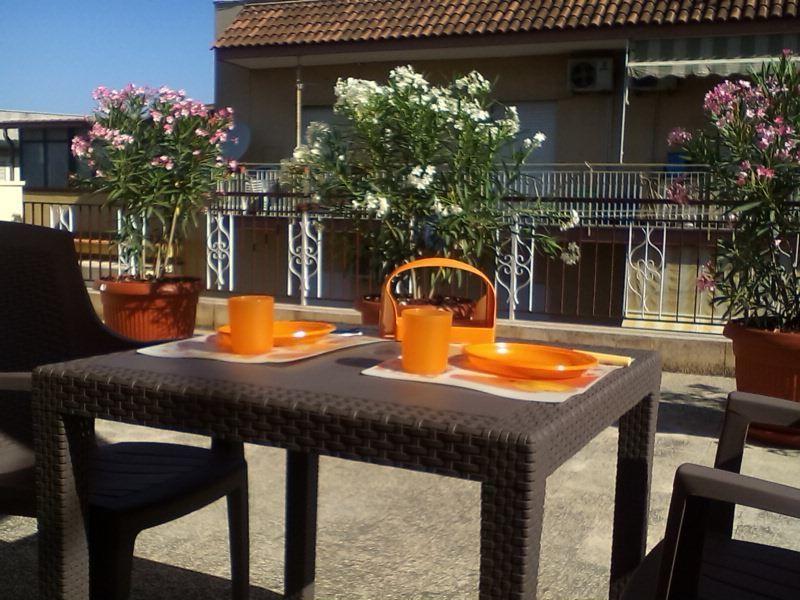 דירות בגרייה Il Terrazzo Di Oleandri חדר תמונה