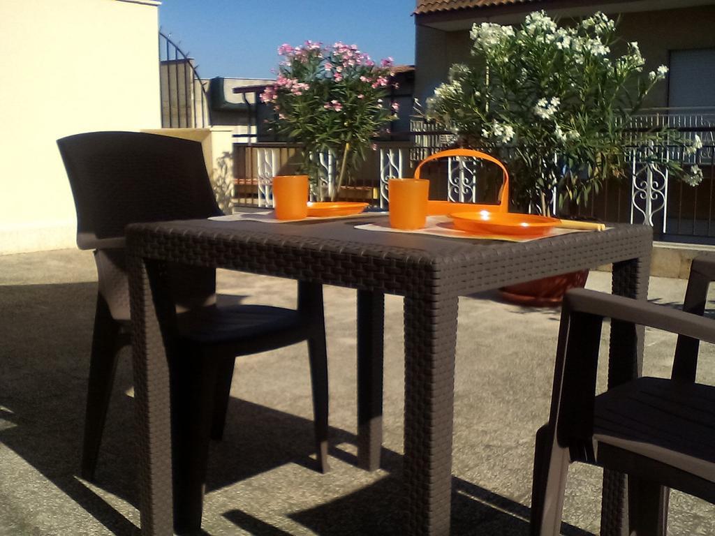 דירות בגרייה Il Terrazzo Di Oleandri חדר תמונה